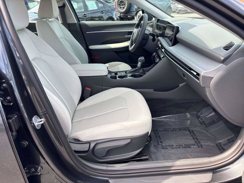 Certified 2026 Hyundai Sonata SE FWD image 16