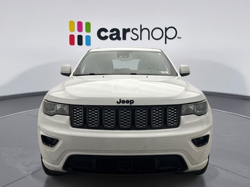 Used 2021 Jeep Grand Cherokee Laredo X AWD/4WD image 5