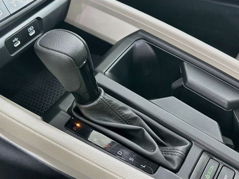 Used 2024 Honda Accord EX image 23