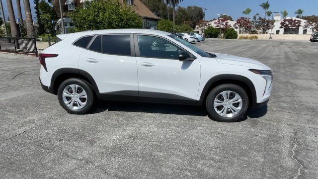 New 2026 Chevrolet Trax LS w/ Driver Confidence Package FWD image 31