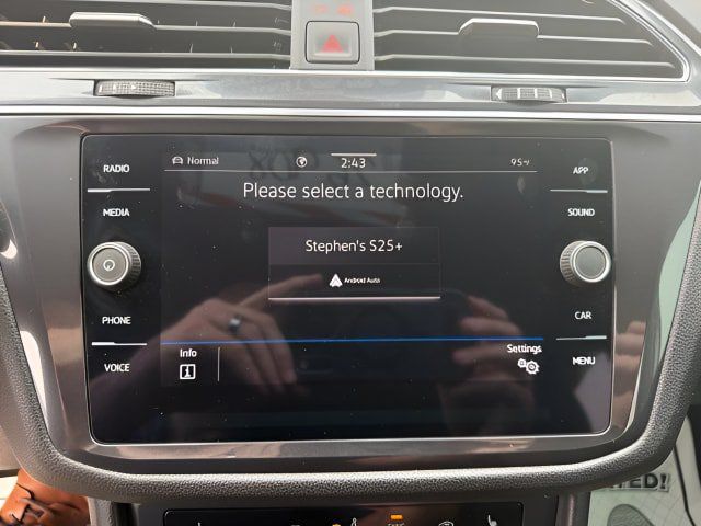 Certified 2023 Volkswagen Tiguan SE AWD/4WD image 21
