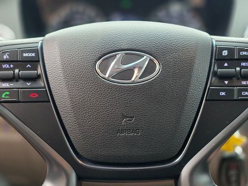 Used 2015 Hyundai Sonata SE image 30