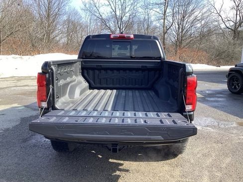 Used 2023 Chevrolet Colorado ZR2 w/ ZR2 Convenience Package III image 13