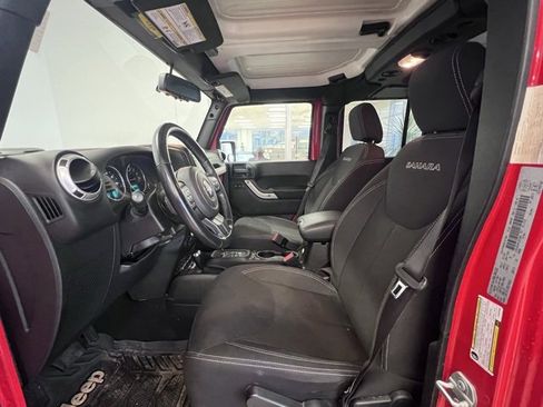 Used 2017 Jeep Wrangler Unlimited Sahara w/ Dual Top Group image 11