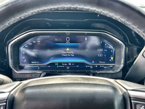 Used 2023 Chevrolet Silverado 1500 LT image 24