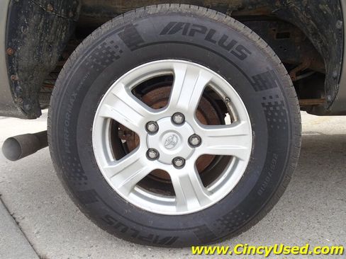 Used 2011 Toyota Tundra 4x4 Double Cab image 27