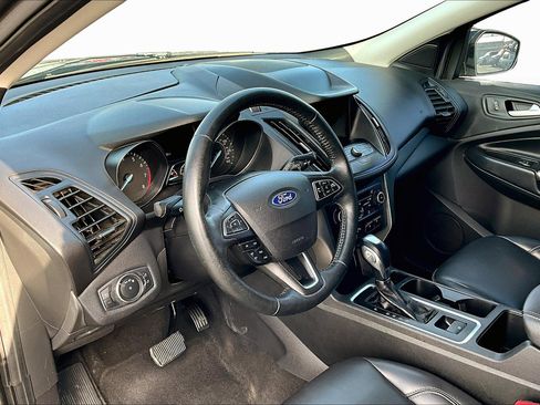 Used 2019 Ford Escape SEL image 7