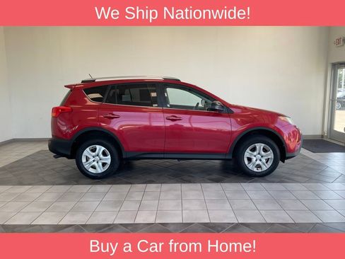 Used 2014 Toyota RAV4 LE FWD image 4