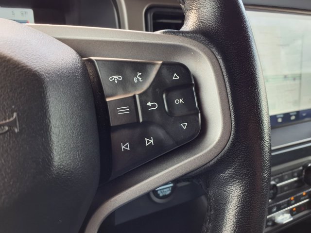 Used 2021 Ford Bronco Outer Banks AWD/4WD image 18