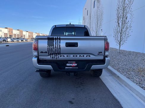 Used 2022 Toyota Tacoma SR image 6