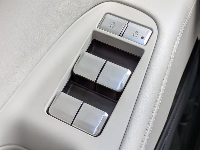 New 2026 Lincoln Navigator L Premier AWD/4WD image 24