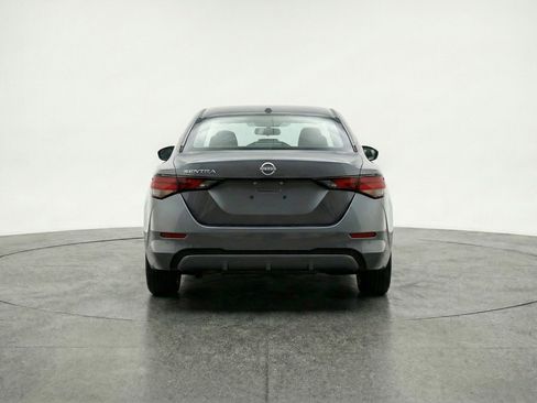 Used 2025 Nissan Sentra S image 7