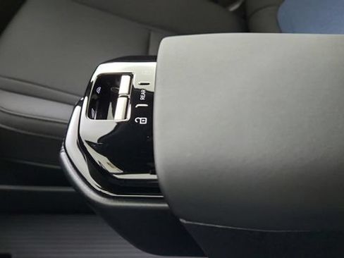 New 2026 Volvo EX30 Ultra w/ Protection Package Premier AWD/4WD image 15