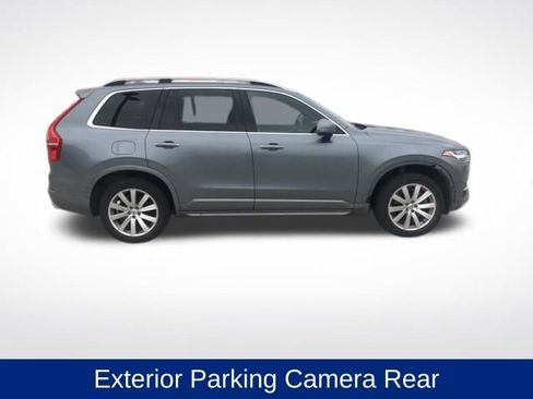 Used 2018 Volvo XC90 T6 Momentum w/ Convenience Package AWD/4WD image 7