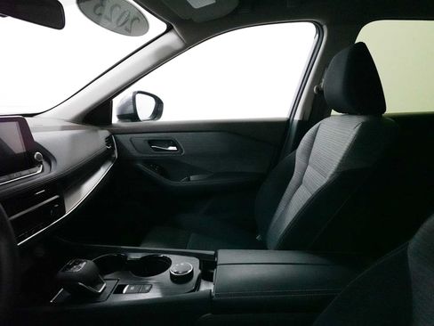 Used 2023 Nissan Rogue SV AWD/4WD image 13