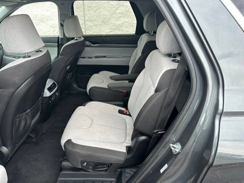 Used 2022 Hyundai Palisade SEL w/ Convenience Package AWD/4WD image 9