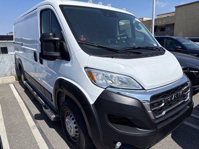 Used 2025 RAM ProMaster 2500 w/ U-Haul Equipment Group FWD image 1