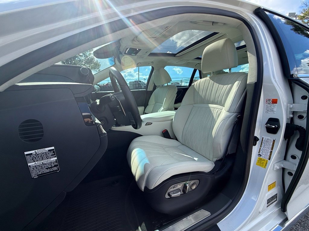 Certified 2023 Lexus LS 500 w/ Interior Upgrade Package RWD image 20
