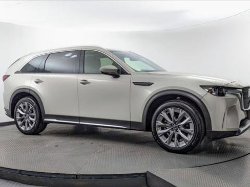 Used 2024 MAZDA CX-90 3.3 Turbo w/ Premium Package AWD/4WD image 11