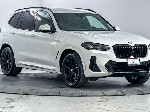 Used 2023 BMW X3 sDrive30i w/ M Sport Package image 9