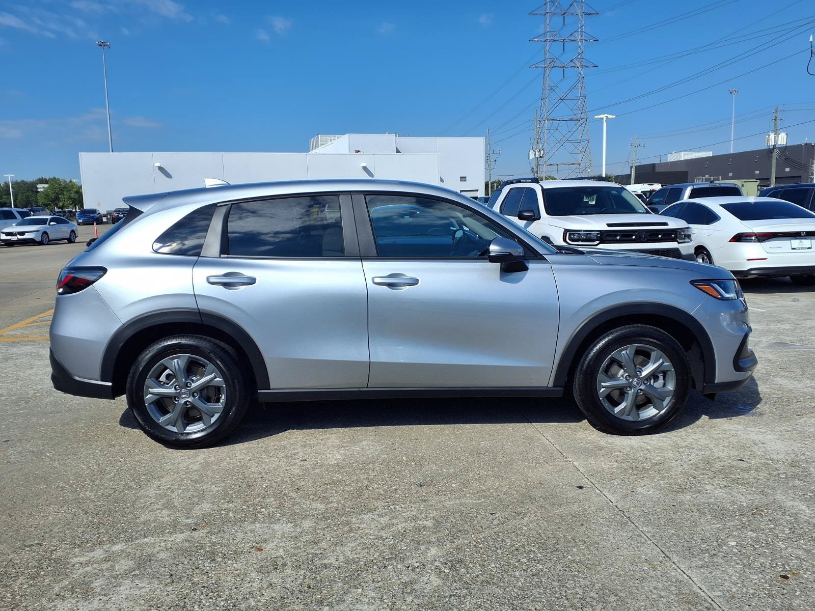 Certified 2027 Honda HR-V LX image 26