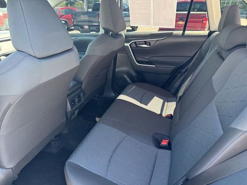 Used 2025 Toyota RAV4 XLE w/ Convenience Package AWD/4WD image 14