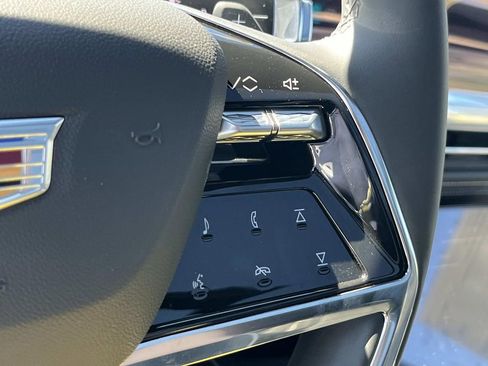 New 2026 Cadillac Escalade Luxury w/ Touring Package image 33