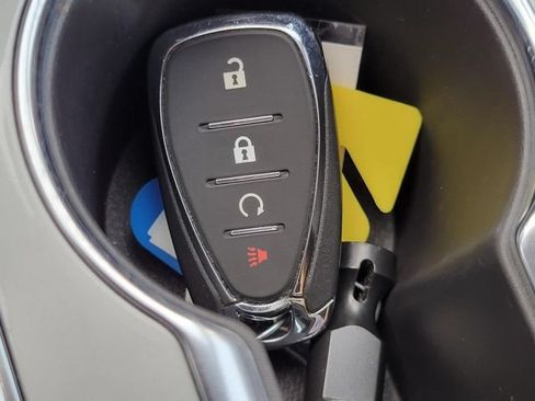 Used 2025 Chevrolet Blazer LT FWD image 10