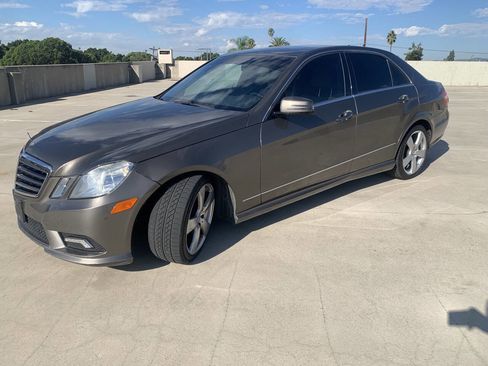 Used 2011 Mercedes-Benz E 350 Sedan image 15