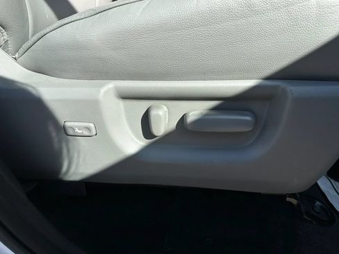 Used 2012 Toyota Sequoia SR5 w/ Premium Pkg RWD image 16