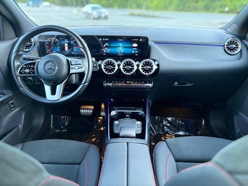 Used 2023 Mercedes-Benz GLA 250 4MATIC image 11