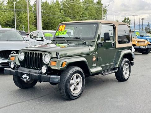 Used 1998 Jeep Wrangler Sahara AWD/4WD image 1