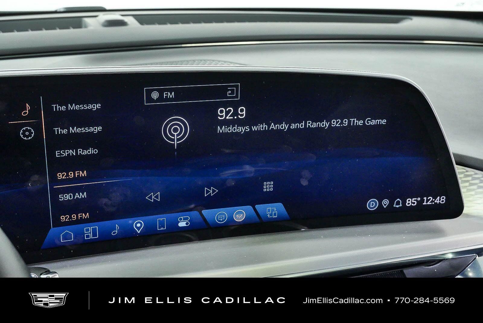 Used 2024 Cadillac Lyriq Luxury AWD/4WD image 14