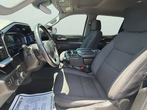 Used 2023 Chevrolet Silverado 1500 RST RWD image 17