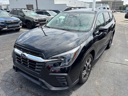 Used 2023 Subaru Ascent Limited AWD/4WD image 5