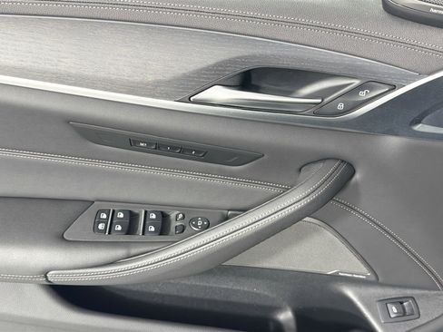 Certified 2023 BMW M550i xDrive w/ Executive Package image 18