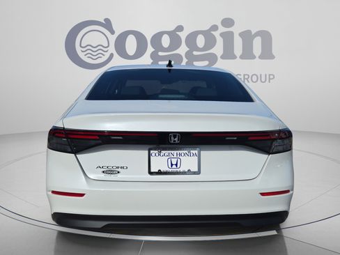 New 2026 Honda Accord SE image 4