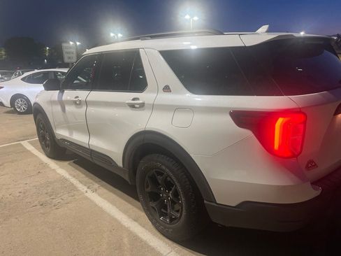 Used 2022 Ford Explorer Timberline AWD/4WD image 3