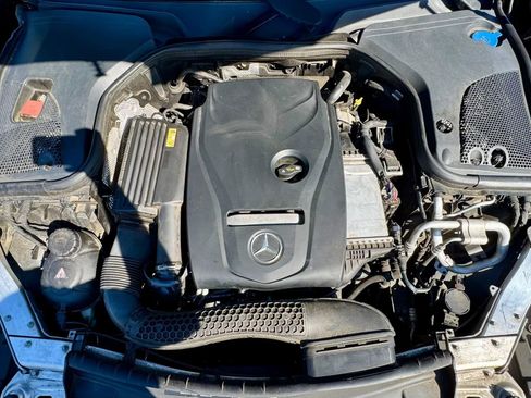 Used 2017 Mercedes-Benz E 300 image 18