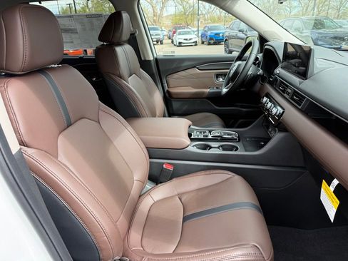 New 2026 Honda Pilot Touring image 18