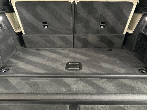 Used 2025 BMW X7 M60i image 15