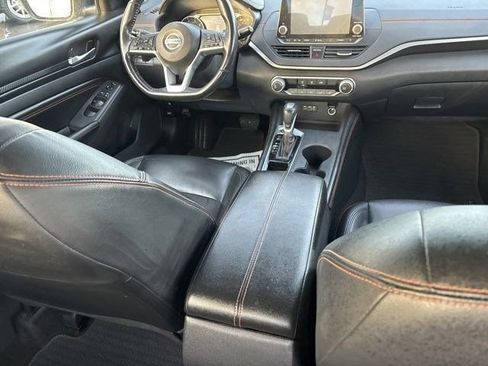Used 2022 Nissan Altima 2.5 SR image 36