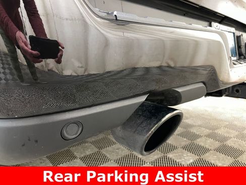 Used 2025 RAM 1500 Big Horn AWD/4WD image 13