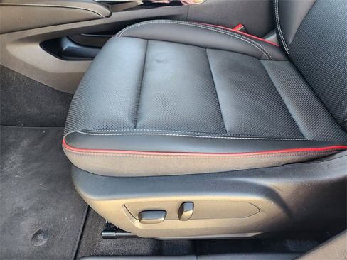 Used 2023 Buick Envision Essence w/ Sport Touring Package image 25