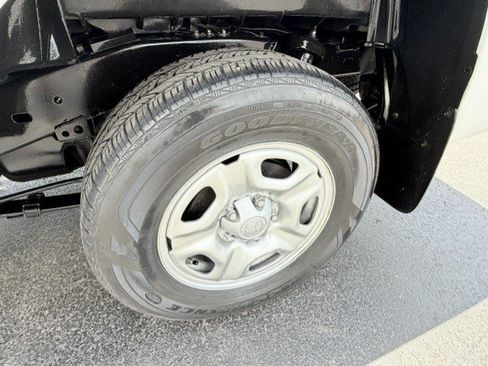 Used 2006 Toyota Tacoma 2WD Access Cab w/ SR5 Pkg #2 image 11