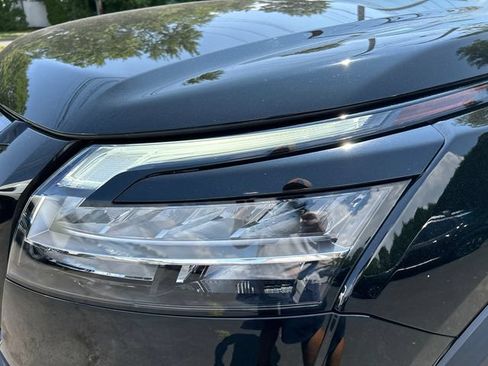 Certified 2023 Nissan Pathfinder SL w/ Black Appearance Package AWD/4WD image 7
