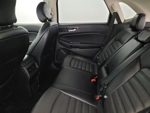 Used 2015 Ford Edge SEL w/ Equipment Group 201A FWD image 18