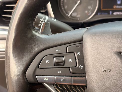 Used 2021 Cadillac XT6 Sport w/ LPO, ONYX Package AWD/4WD image 29