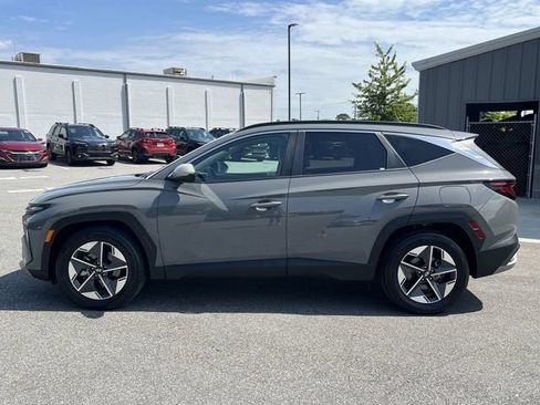 Used 2025 Hyundai Tucson SEL FWD image 10