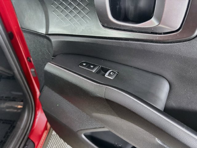 Used 2021 Kia Sorento S FWD image 30